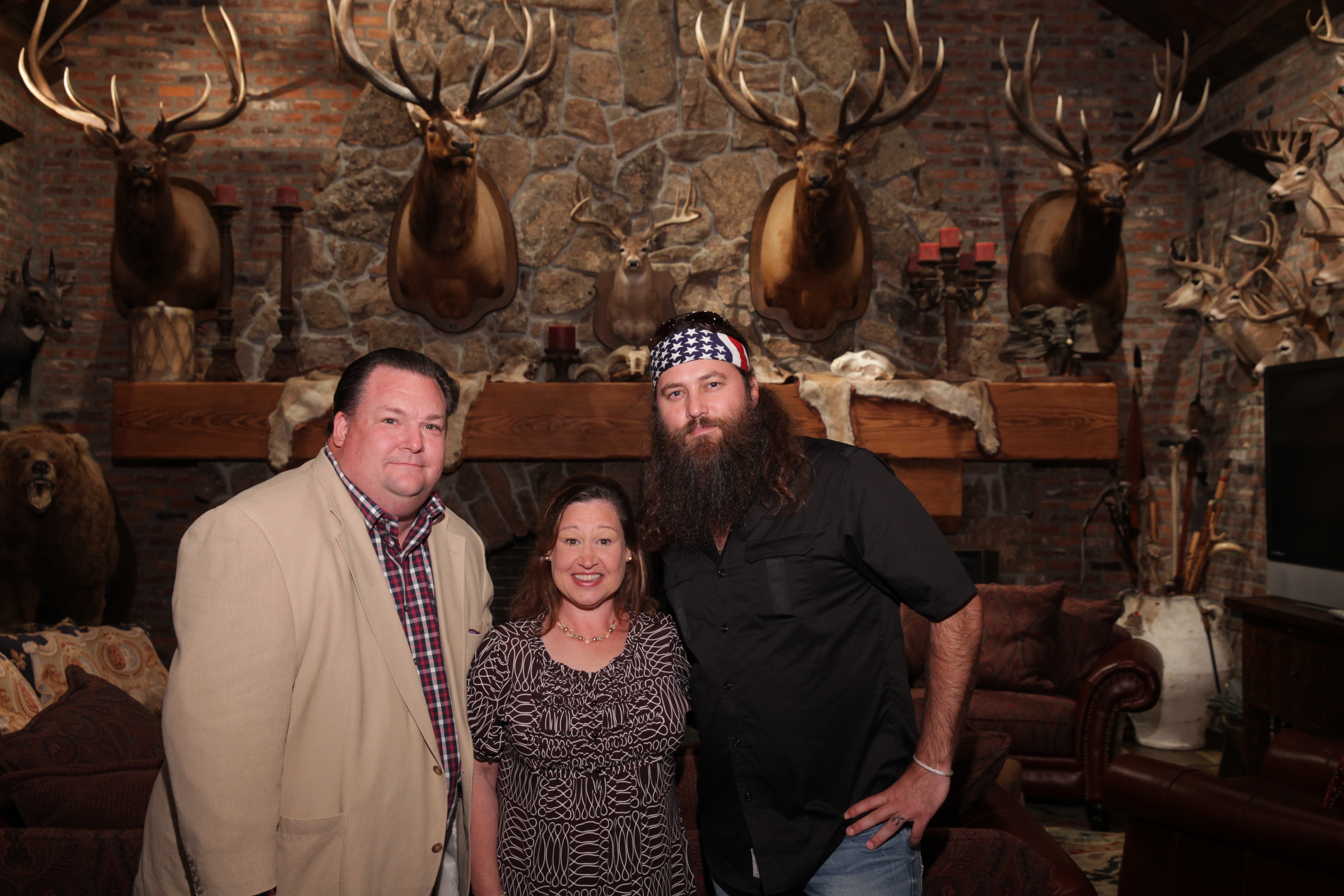Dr. Sutherlin with Willie Robertson (Duck Dynasty) Dr. Sutherlin with Willie Robertson (Duck Dynasty)